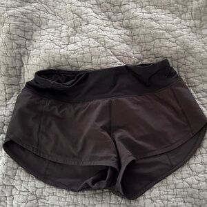 Lululemon Hottie Hot low rise unlined Black Shorts, size 2 reg.